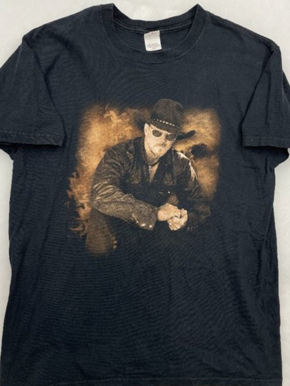 Trace Adkins Dangerous Man on Tour VTG Y2K 2006 Anvil Concert Tee Black L